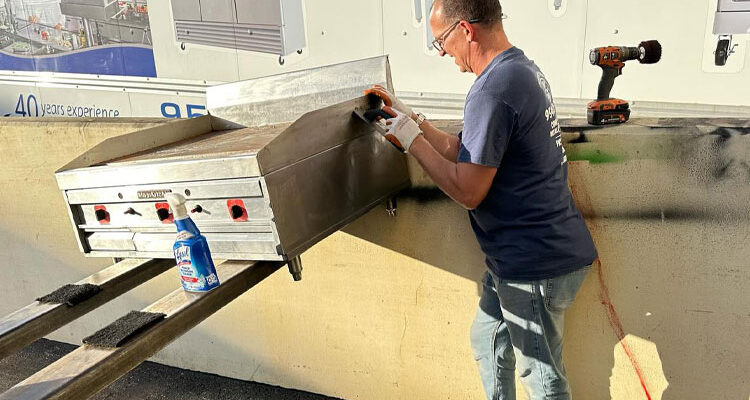 Commercial Kitchen Cleaning Services